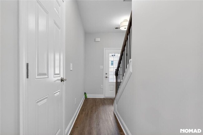 Foto del edificio - 110 Greenview Ct
