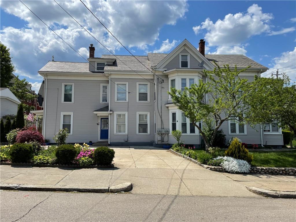 Primary Photo - 53 Hamlet Ave