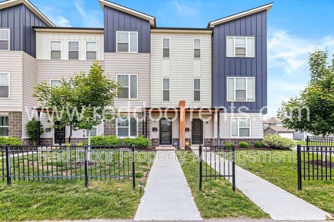 Building Photo - 2936 W New York St