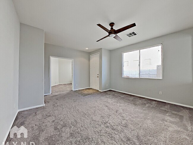 Foto del edificio - 7635 Avila Beach Ave
