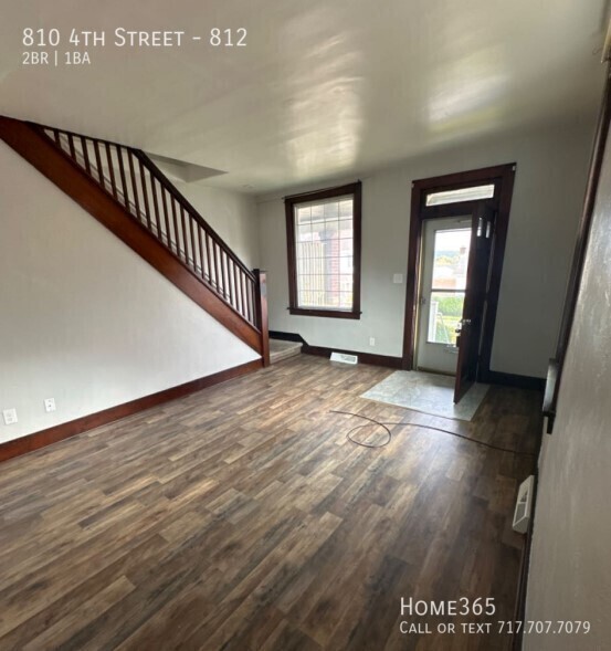 Building Photo - Charming 2 bed 1 bath Home **Move-in Speci...