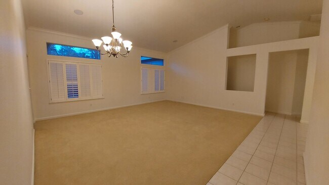 Foto del edificio - Excellent single story, 4 bedroom 3 bath home in Ashley Woods, a gated Granite Bay Neighborhood.
