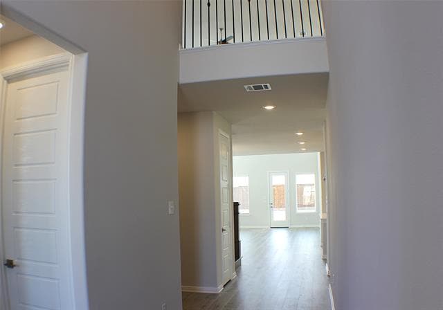 Building Photo - 14461 Mietner St