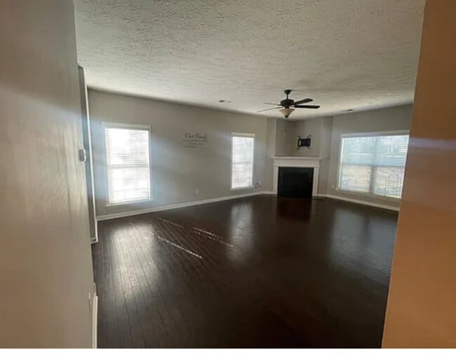 Building Photo - 6080 Townes Way
