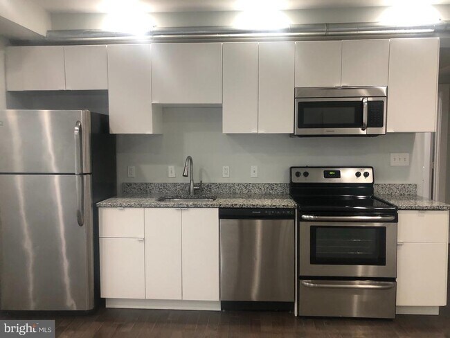 Foto del edificio - 7300 Georgia Ave NW