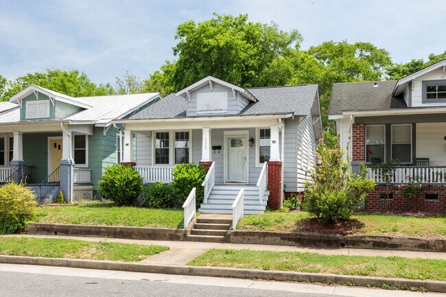 Building Photo - 2 Bedroom Home in North Church Hill!