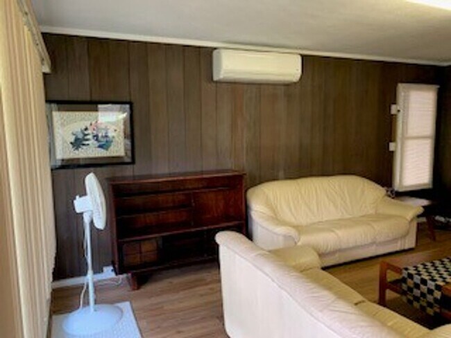 Foto del edificio - Kaneohe - 3 bedroom, 2 bath and 2 car carport