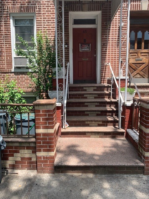 Foto del edificio - 45 E 95th St