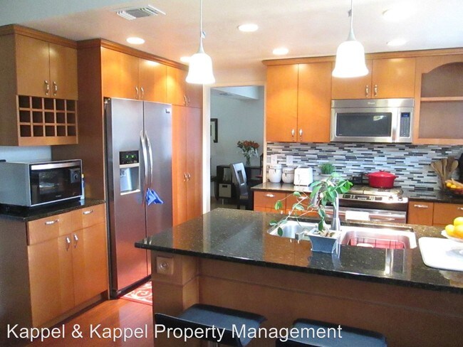 Building Photo - 4 br, 3 bath House - 91 Barlow Ct.