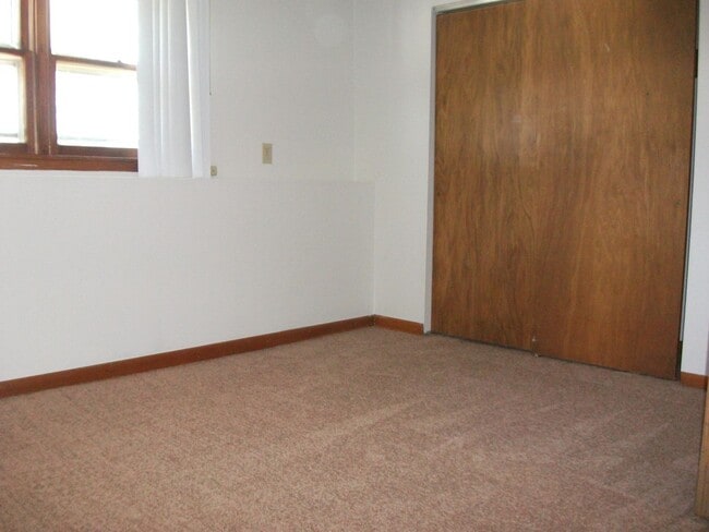 Foto del edificio - 6463 Wells Dr