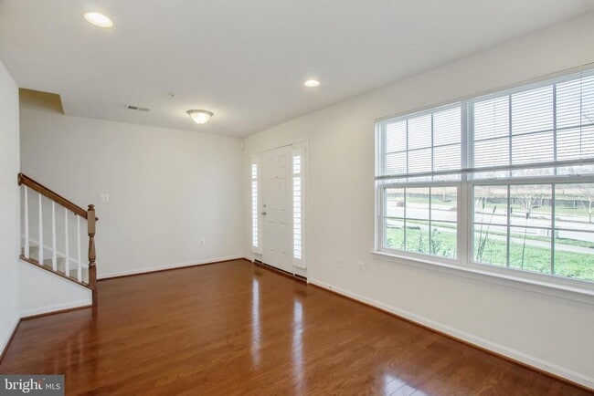 Building Photo - 2564 Cherry Tree Rd