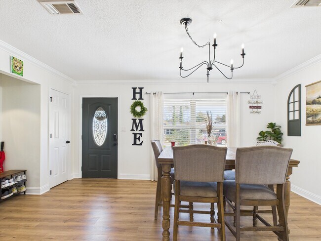 Foto del edificio - 38 Cape Dr NW