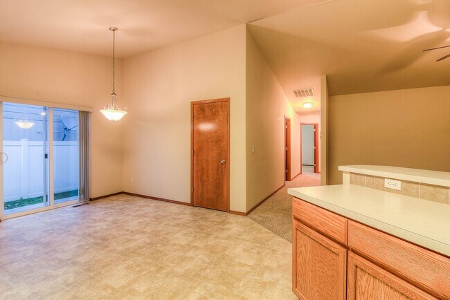 Foto del edificio - 8903 Midvale Rd