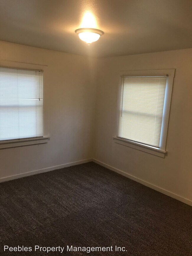Building Photo - 2 br, 1 bath House - 632 W 7th St