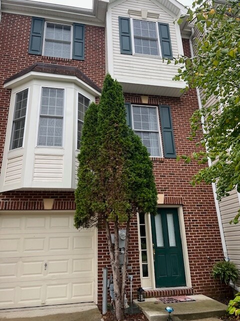 Foto principal - 249 Braxton Way