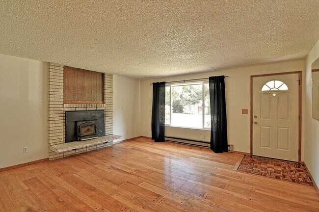 Building Photo - 2622 Soper Hill Rd