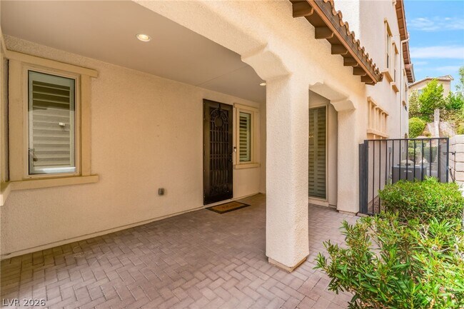 Foto del edificio - 12240 Olivetta Ct