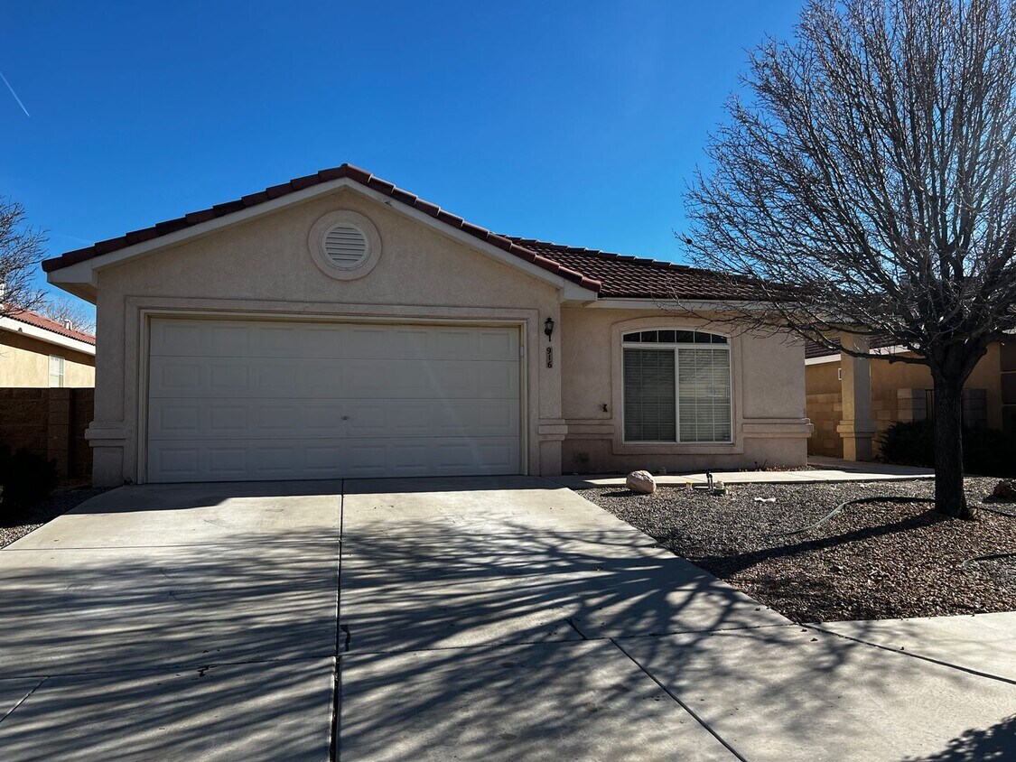 916 Galeras St NW, Albuquerque, NM 87120 House Rental in Albuquerque