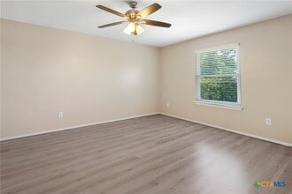 Building Photo - 108 Colt Loop