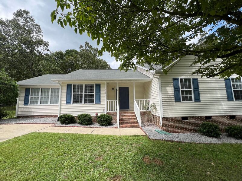 Primary Photo - 700 Mossburn Ct