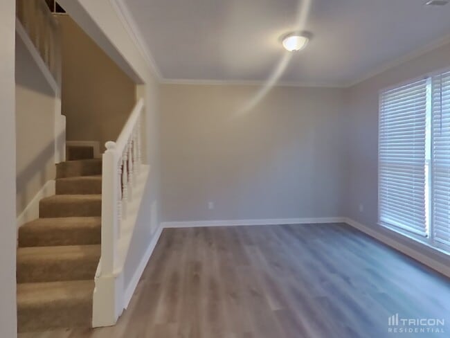 Building Photo - 39 Pine Grove Cir