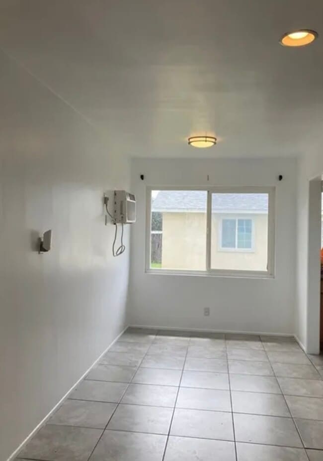 Foto del edificio - 17263 Owen St