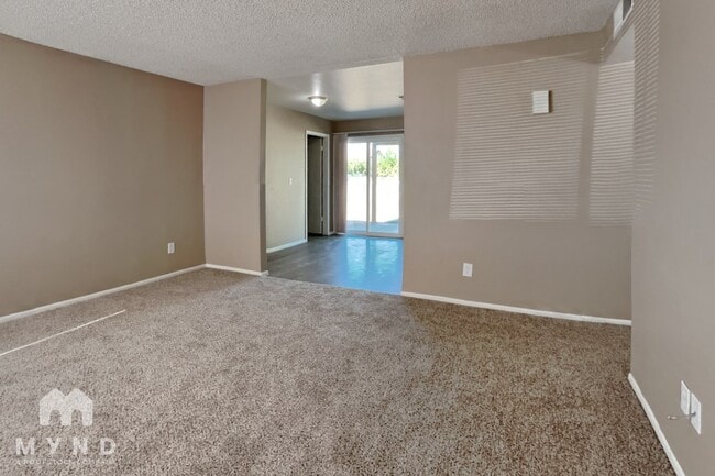 Building Photo - 11412 N 57th Dr