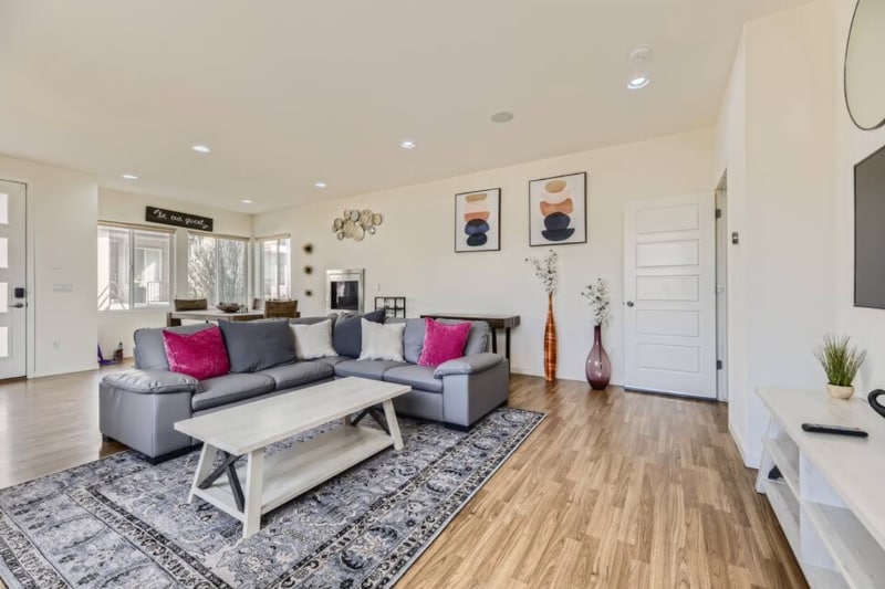 Photo - 9821 Dunning Cir