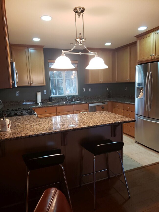 Kitchen - 5088 Guava Ave