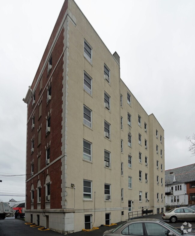 Foto del edificio - Kings Court Apartments