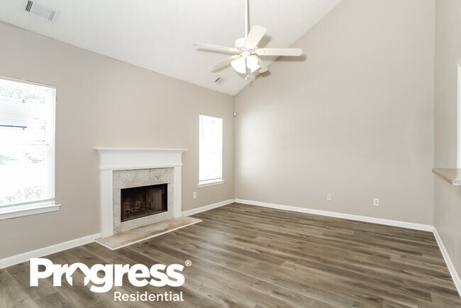 Building Photo - 5930 Trent Walk Dr