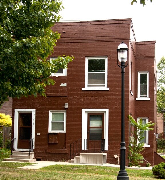 Primary Photo - 713 20th St