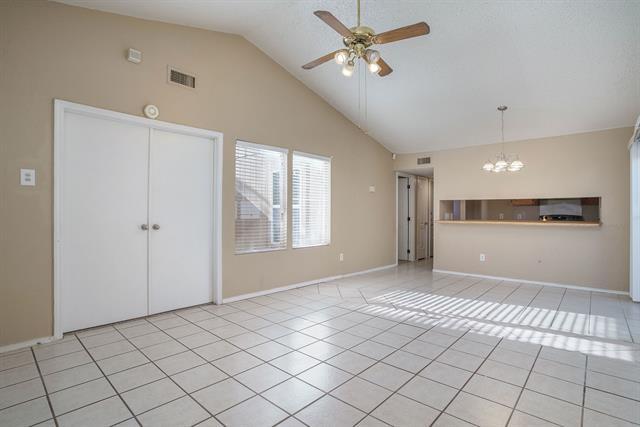 Foto del edificio - 10328 Chelmsford Dr