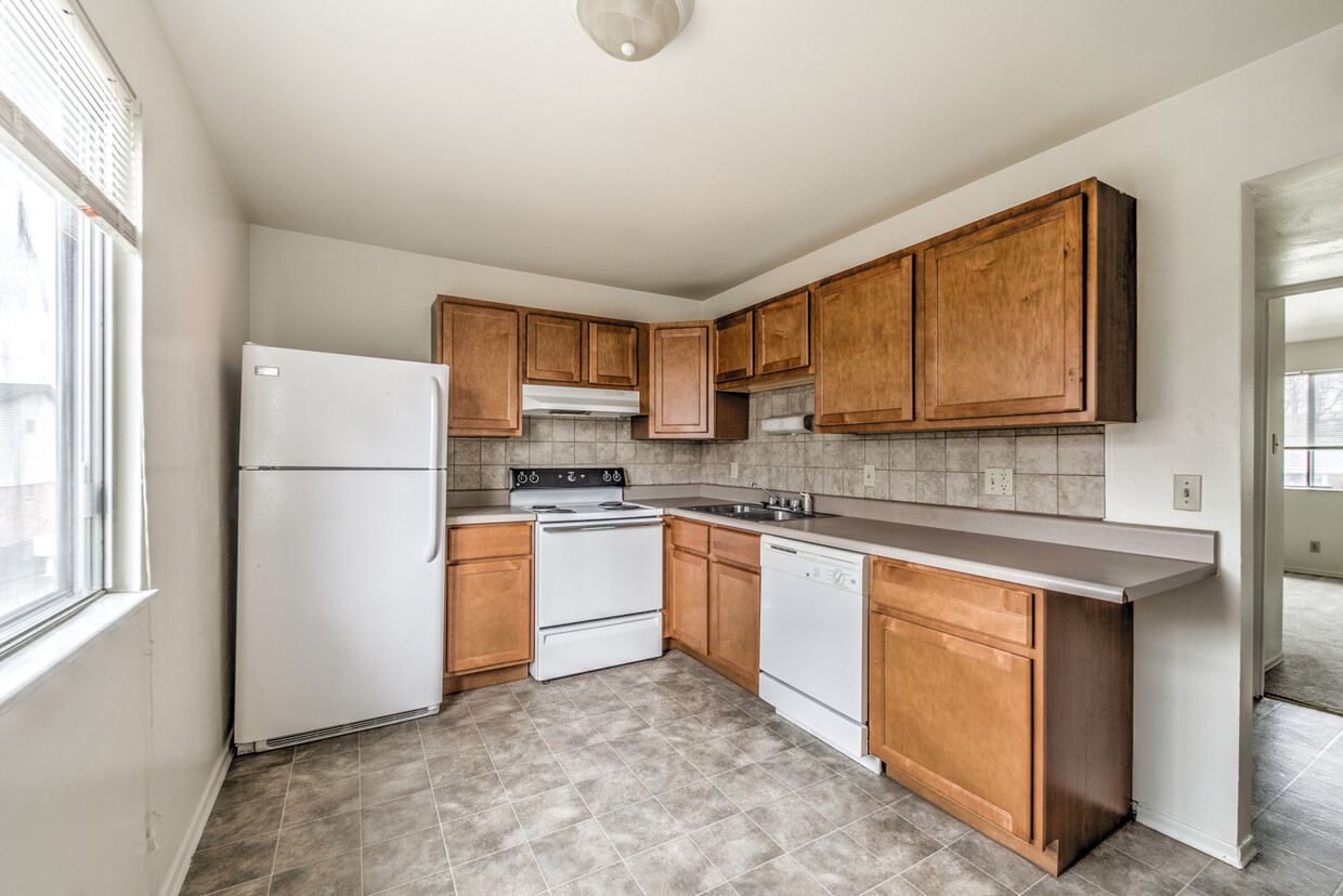 Kitchen - 22 E Rock Creek Mnr