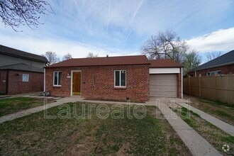 Building Photo - 2534 Niagara St