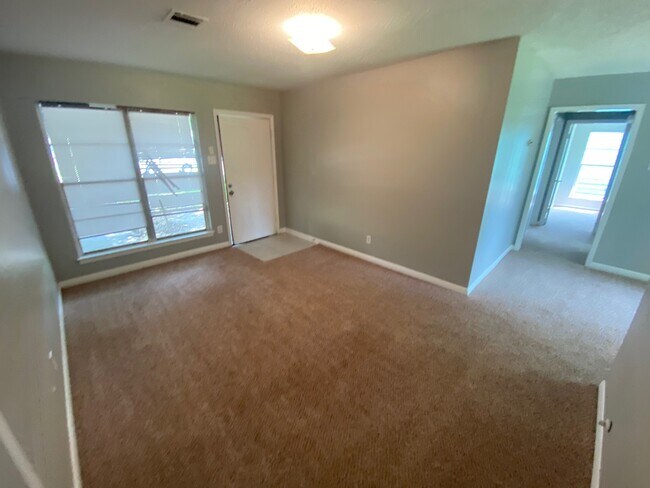 Foto del edificio - 7634 Claiborne St