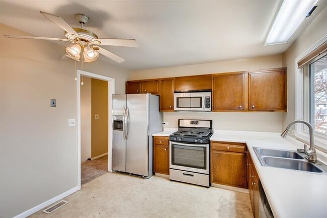 Building Photo - 20163 S Jonquil Ln