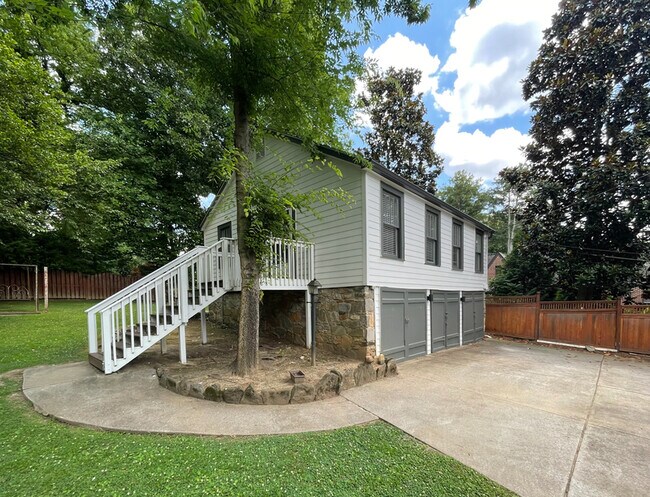Building Photo - 1539 N Morningside Dr NE