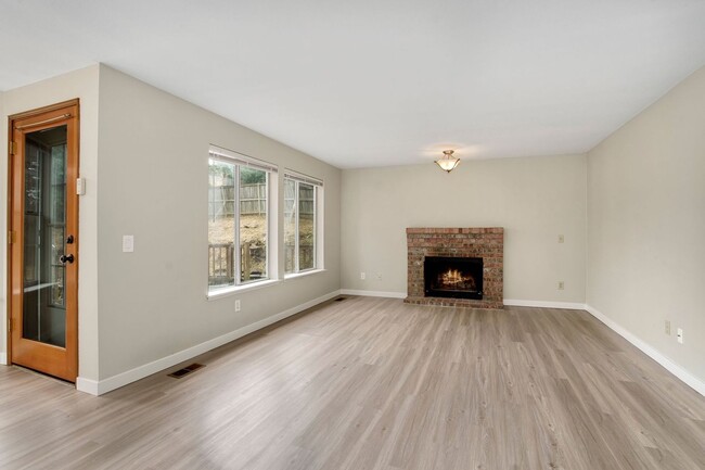 Foto del edificio - 3 Bedroom Home in Lake Stevens!