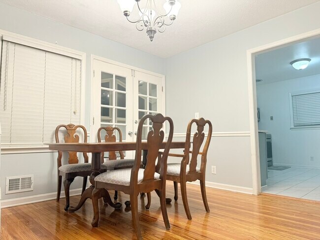 Building Photo - 4019 Blossomwood Dr