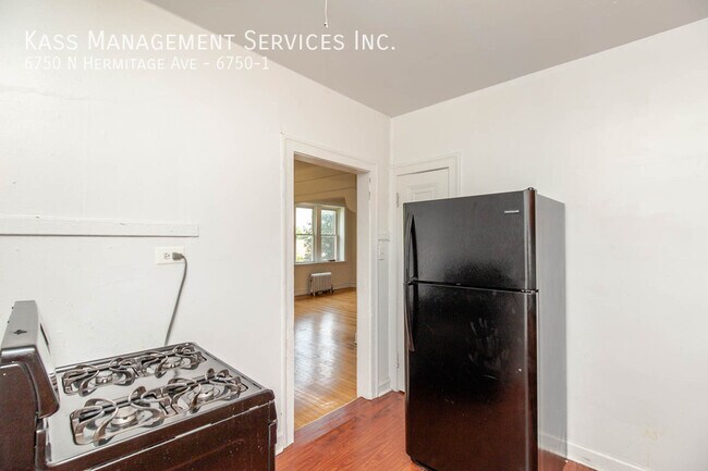 Foto del edificio - 6750 N Hermitage Ave
