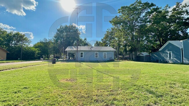 Foto del edificio - 410 E Taylor Ave