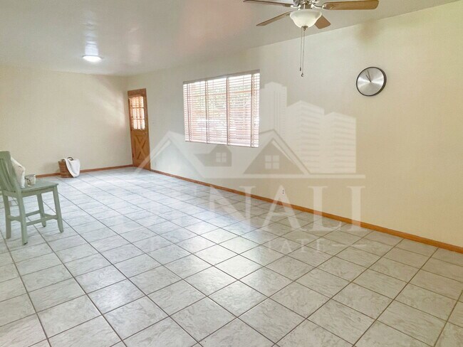 Foto del edificio - 1526 E Cedar St