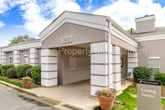 Primary Photo - 306 Wild Forest Dr