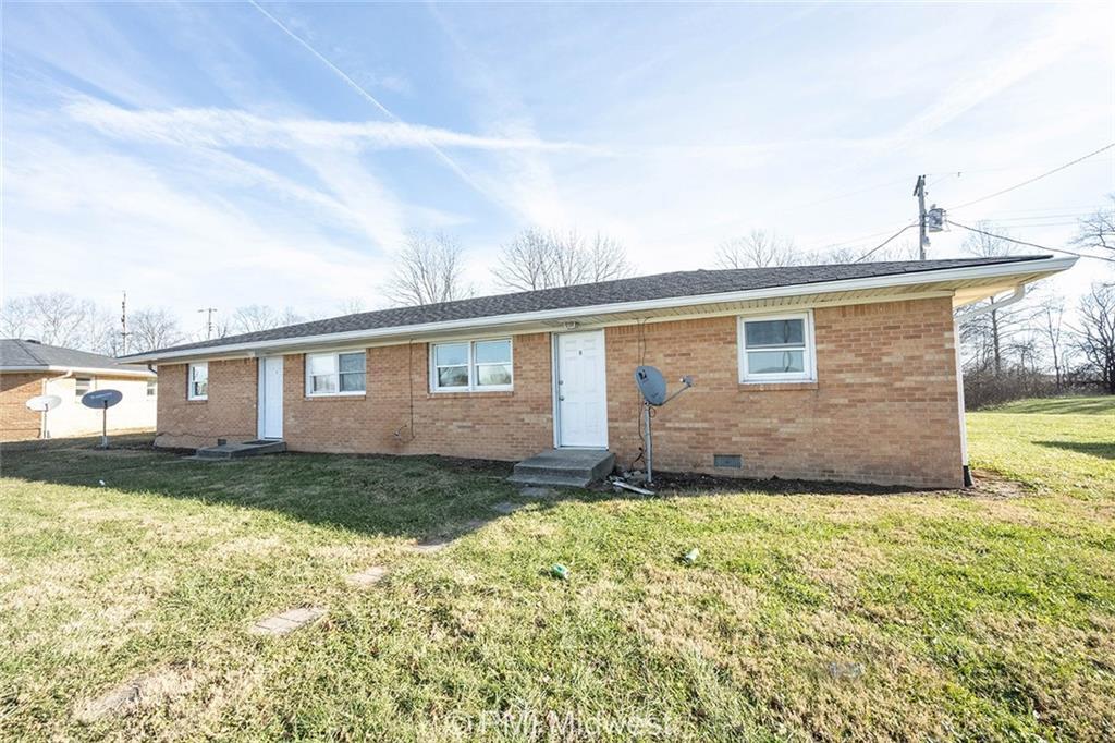 Primary Photo - 2950 W U.S. 52