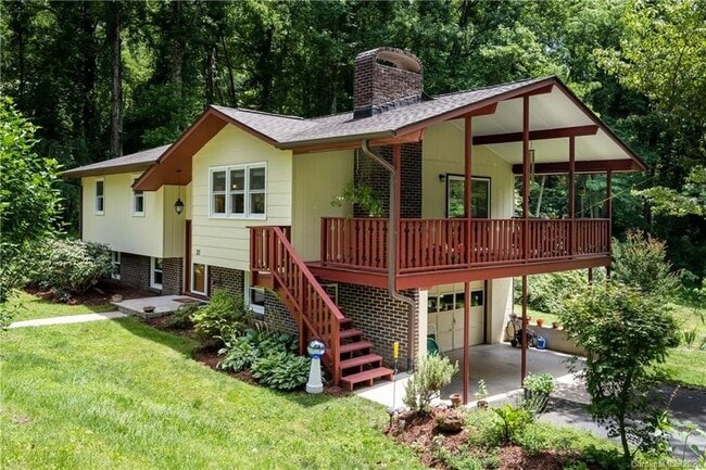 Building Photo - 25 Pisgah Shadows Rd