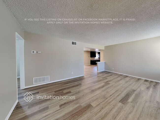 Foto del edificio - 10326 Pendleton St