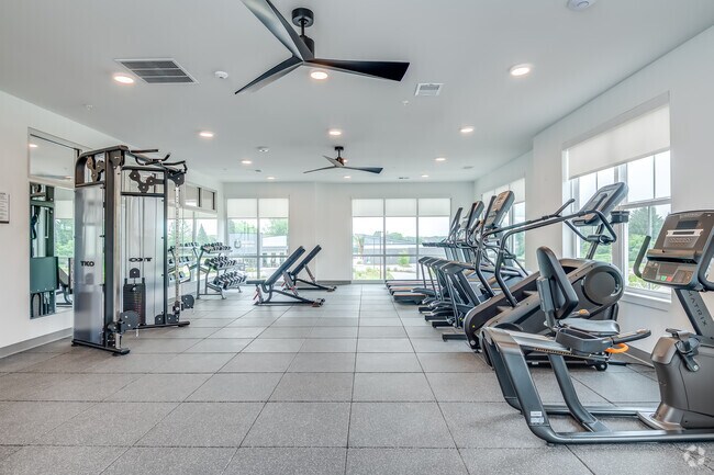 Gimnasio - Tennessen Flats
