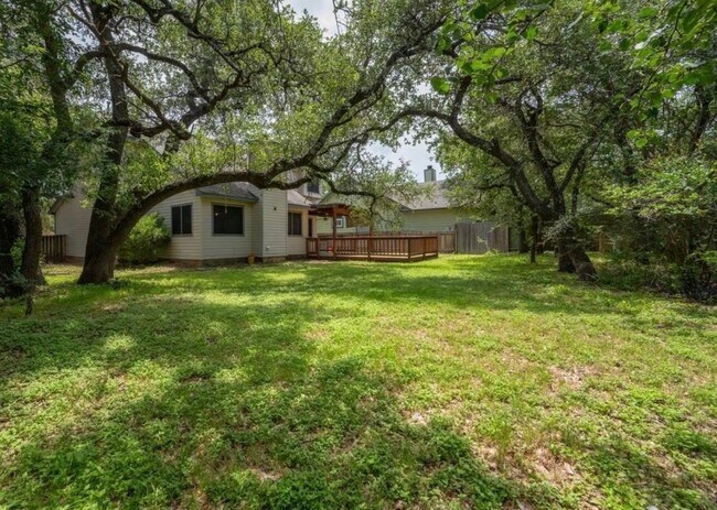 Foto del edificio - 6301 Evangeline Trail