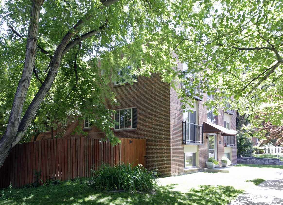 Building Photo - 1330 Elizabeth St